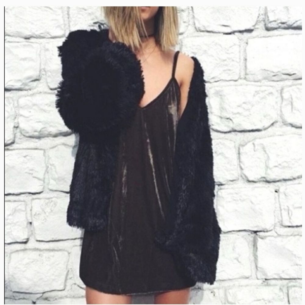 Elegant Black Mini Dress